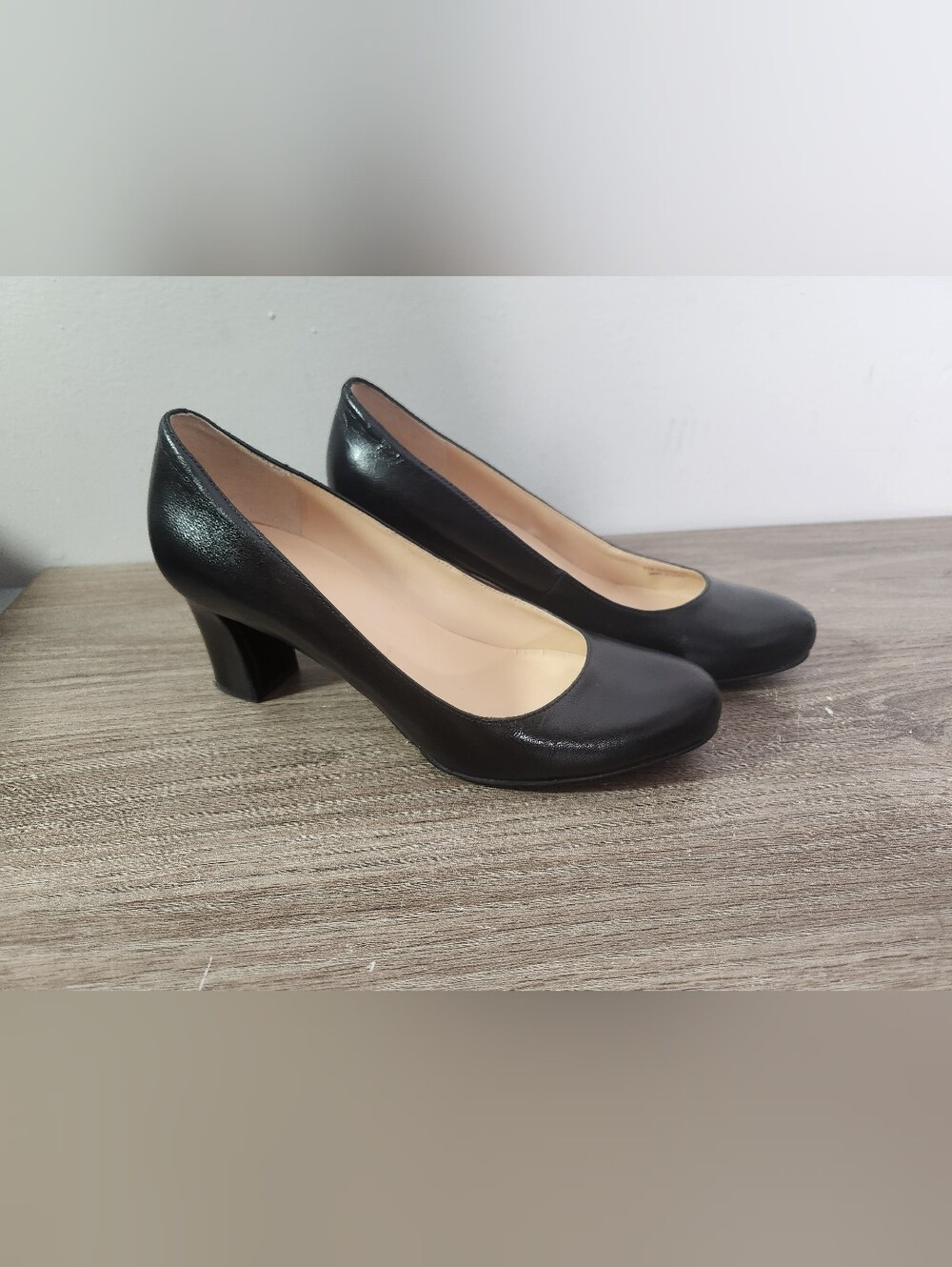 Cole Haan Chelsea Black Leather Pumps